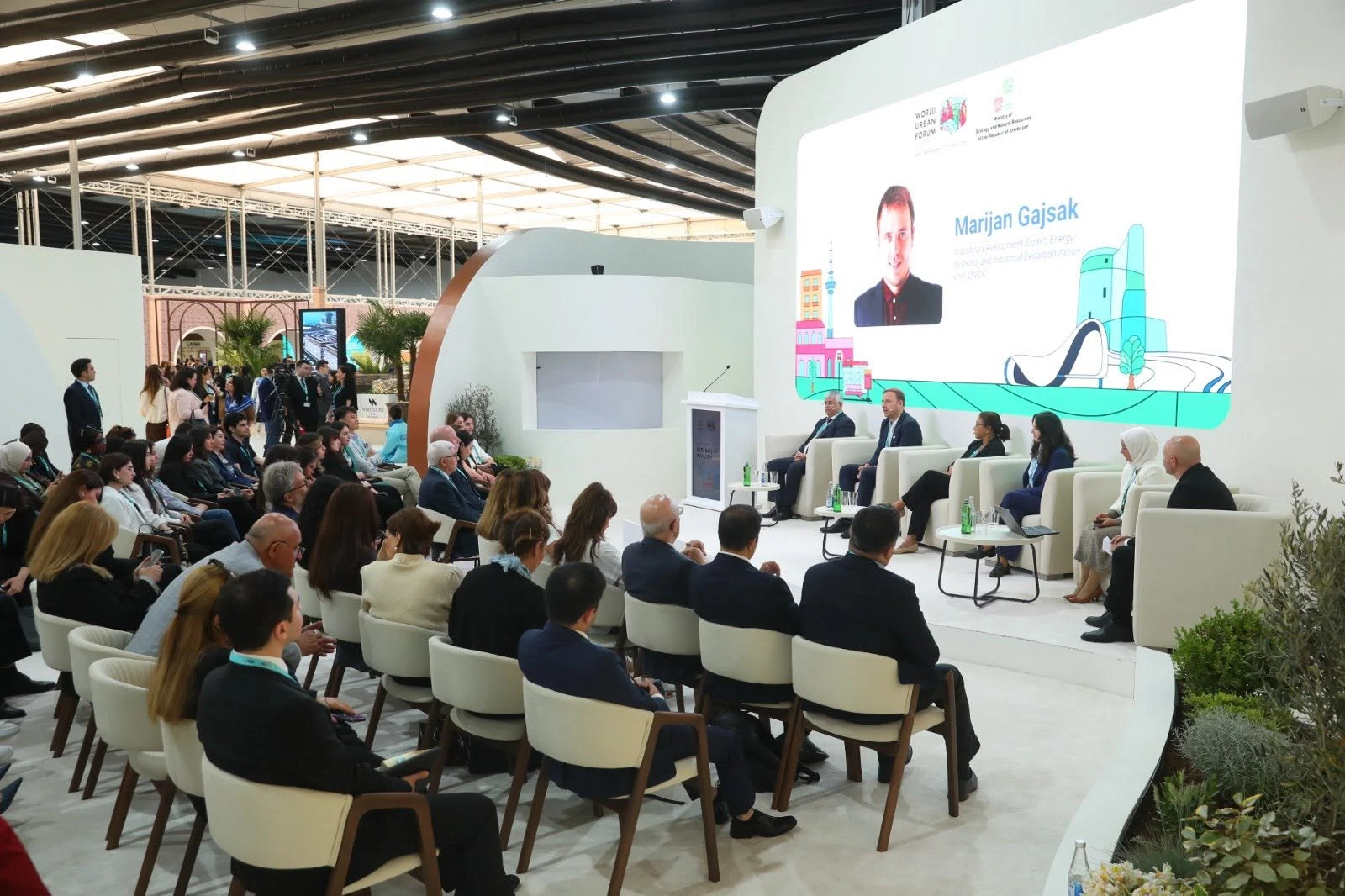 WUF13 Azərbaycan Pavilyonunda “Plastik çirklənmə ilə mübarizə: Yaşanılabilən şəhərlərin və dairəvi iqtisadiyyatın təşviqi” mövzusunda tədbir keçirilib