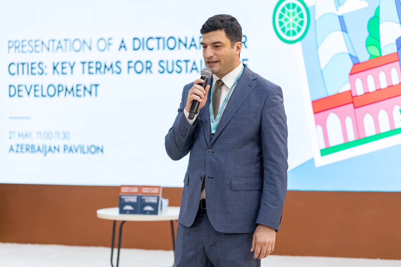 WUF13 Azərbaycan Pavilyonunda “Şəhərlər üçün lüğət” (“A Dictionary for Cities”) kitabının təqdimat mərasimi keçirilib