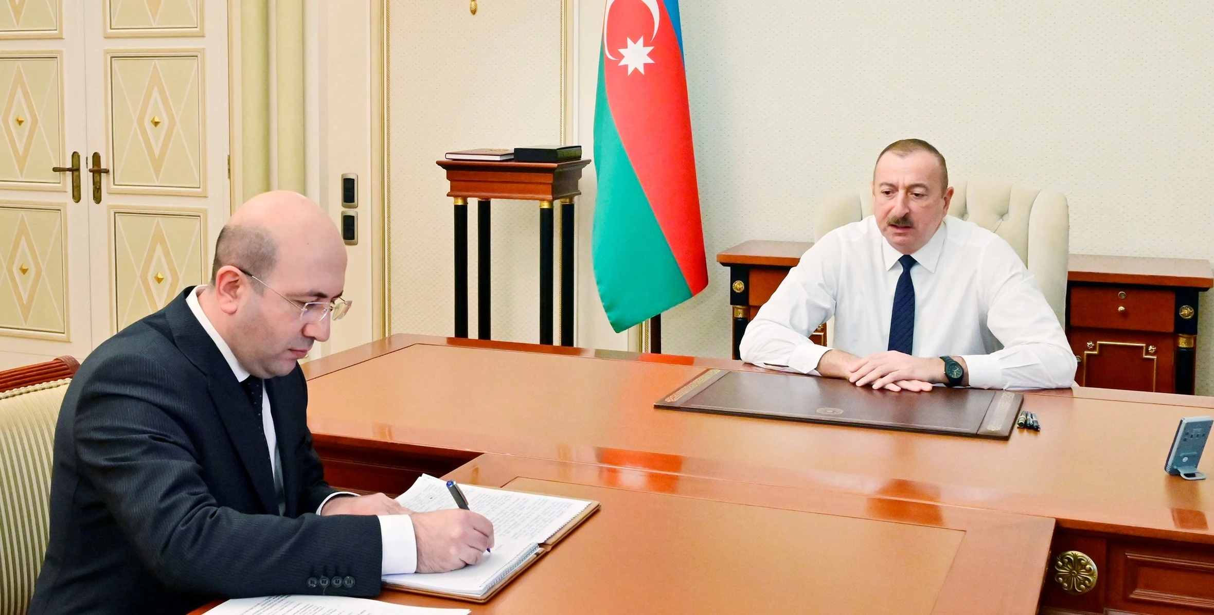 President Ilham Aliyev received Anar Guliyev in connection with his appointment as chairman of State Committee on Urban Planning and Architecture