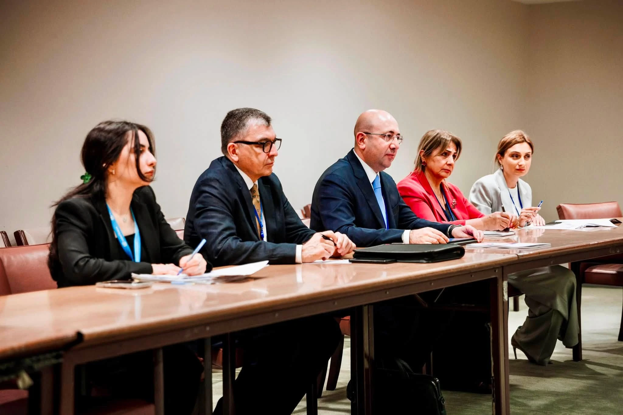 Chairman of the State Committee Anar Guliyev meets with UN-Habitat Executive Director Anacláudia Rossbach in New York